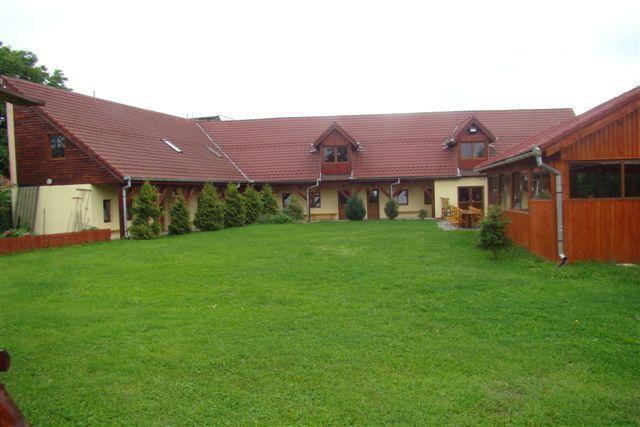Pensiunea La Bradul Inalt Porumbacu de Sus Exterior foto